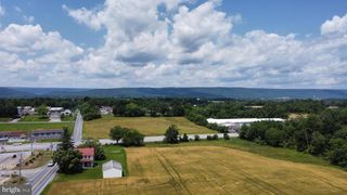 2570 SAND BEACH RD, Grantville, PA 17028