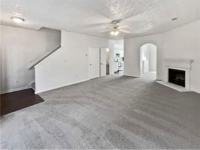 20 Pine Canyon Drive SW 15, Atlanta, GA 30331