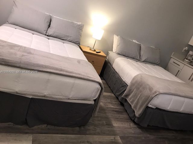 26 Diplomat Parkway 2215, Hallandale Beach, FL 33009