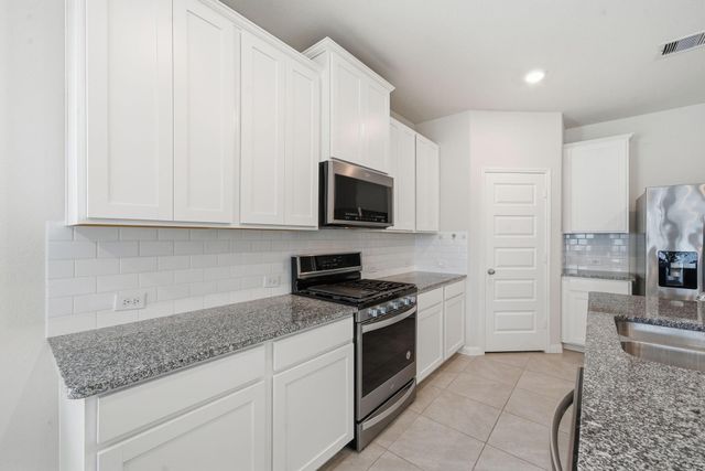 2703 Fairfield Landing Lane, Pearland, TX 77089