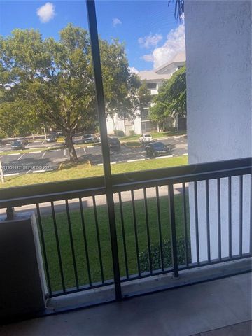 731 N Pine Island Rd 202, Plantation, FL 33324