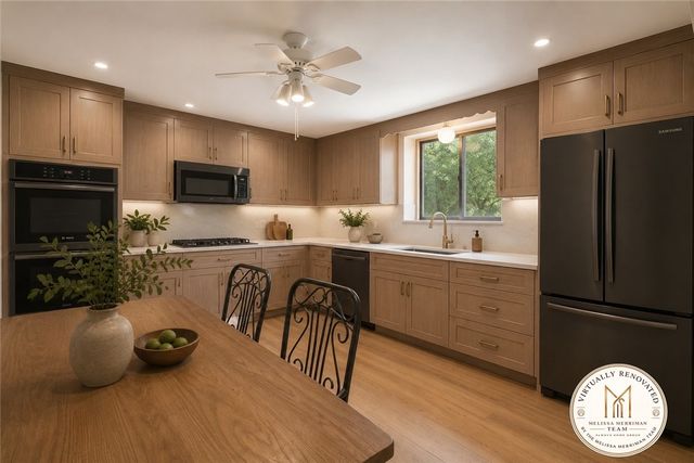 285 Tara Dr, Pleasant Hills, PA 15236