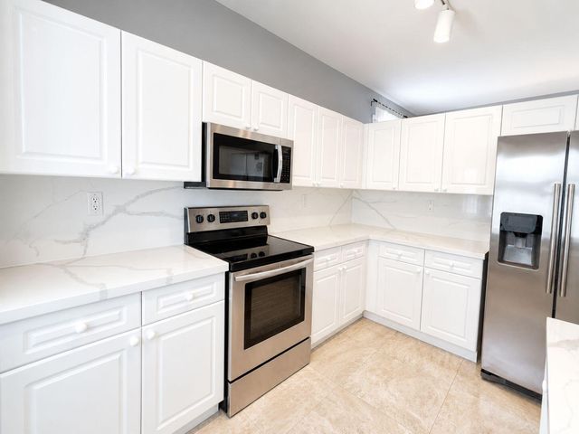 6937 Turtle Bay Terrace, Lake Worth, FL 33463