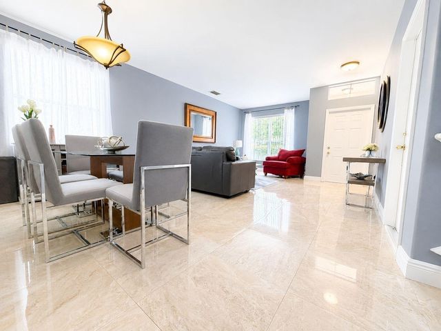 6937 Turtle Bay Terrace, Lake Worth, FL 33463