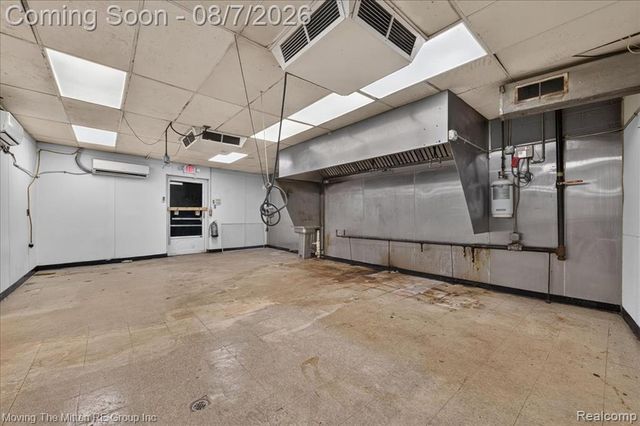 26734 Michigan Avenue, Inkster, MI 48141