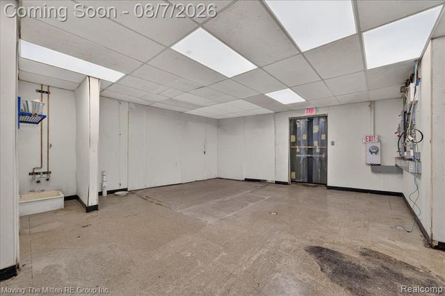 26734 Michigan Avenue, Inkster, MI 48141
