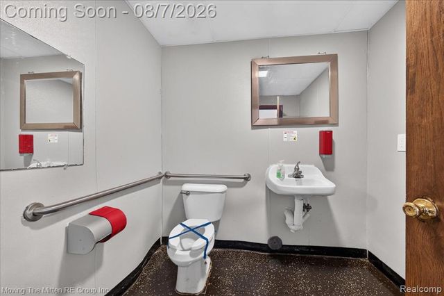 26734 Michigan Avenue, Inkster, MI 48141