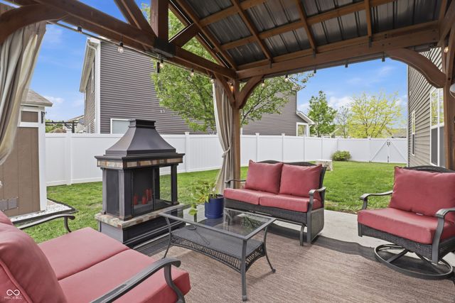 1689 Maplewood Lane, Pendleton, IN 46064