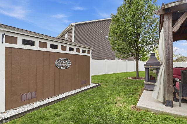 1689 Maplewood Lane, Pendleton, IN 46064