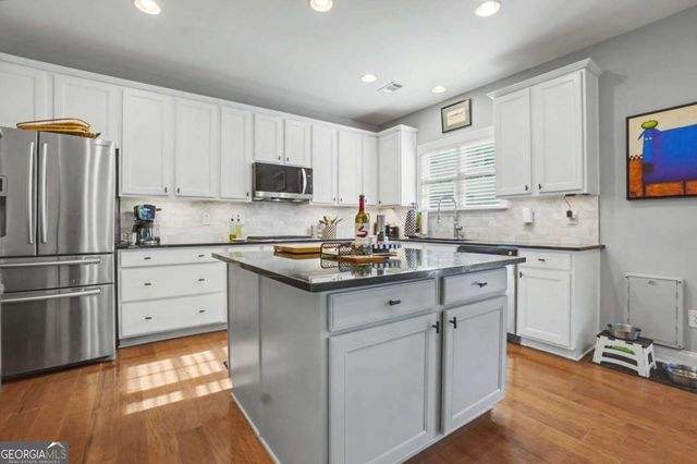 7553 Copper Kettle Way, Flowery Branch, GA 30542