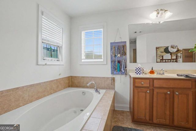 7553 Copper Kettle Way, Flowery Branch, GA 30542