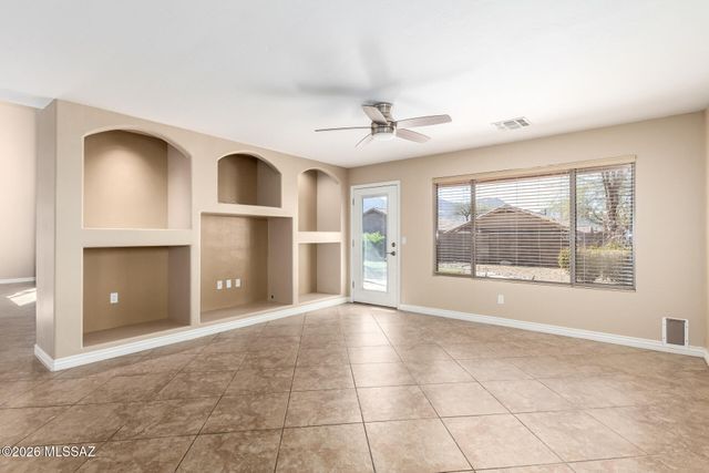 2148 E Rio Vistoso Lane, Oro Valley, AZ 85755