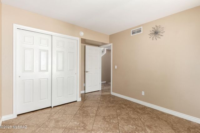 2148 E Rio Vistoso Lane, Oro Valley, AZ 85755