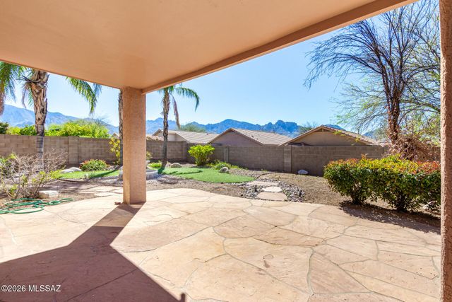 2148 E Rio Vistoso Lane, Oro Valley, AZ 85755