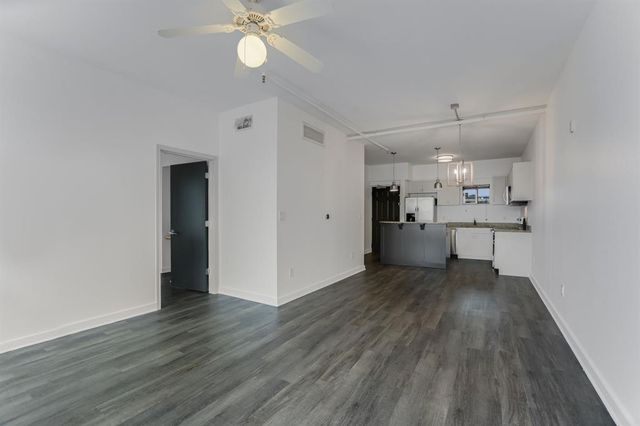711 W 26th ST 702, Austin, TX 78705