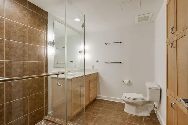 711 W 26th ST 702, Austin, TX 78705