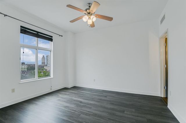 711 W 26th ST 702, Austin, TX 78705