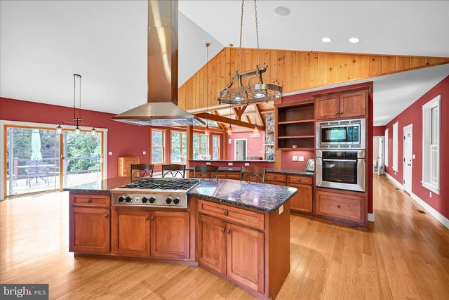 110 FOX ROAD, Palmyra, PA 17078