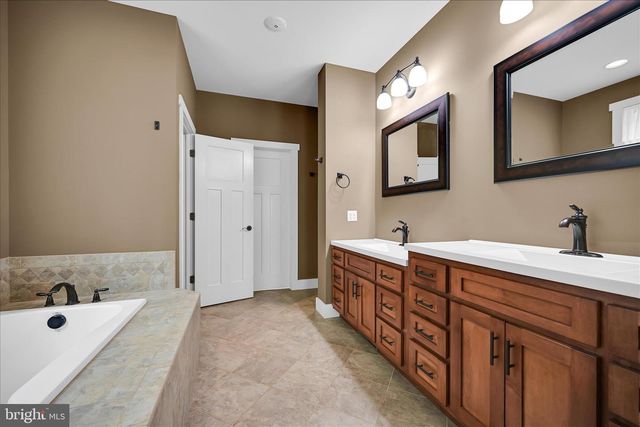 110 FOX ROAD, Palmyra, PA 17078