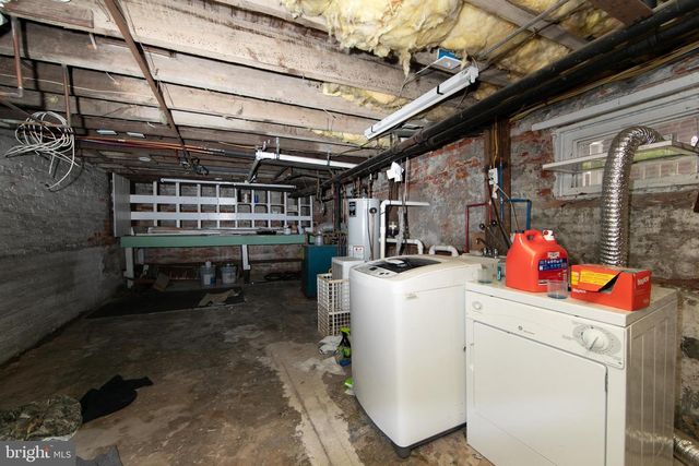 8 WYNNEWOOD AVE, Collingswood, NJ 08108