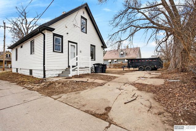 1716 Sprague Street, Omaha, NE 68110