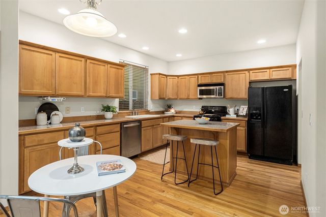 13127 SE 210th Place, Kent, WA 98031