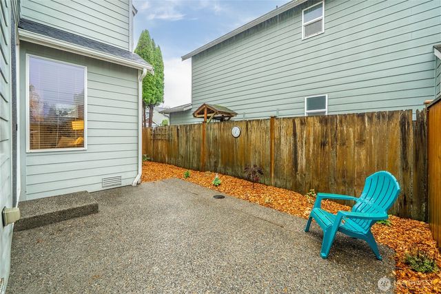 13127 SE 210th Place, Kent, WA 98031