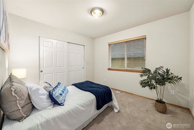 13127 SE 210th Place, Kent, WA 98031