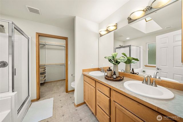 13127 SE 210th Place, Kent, WA 98031