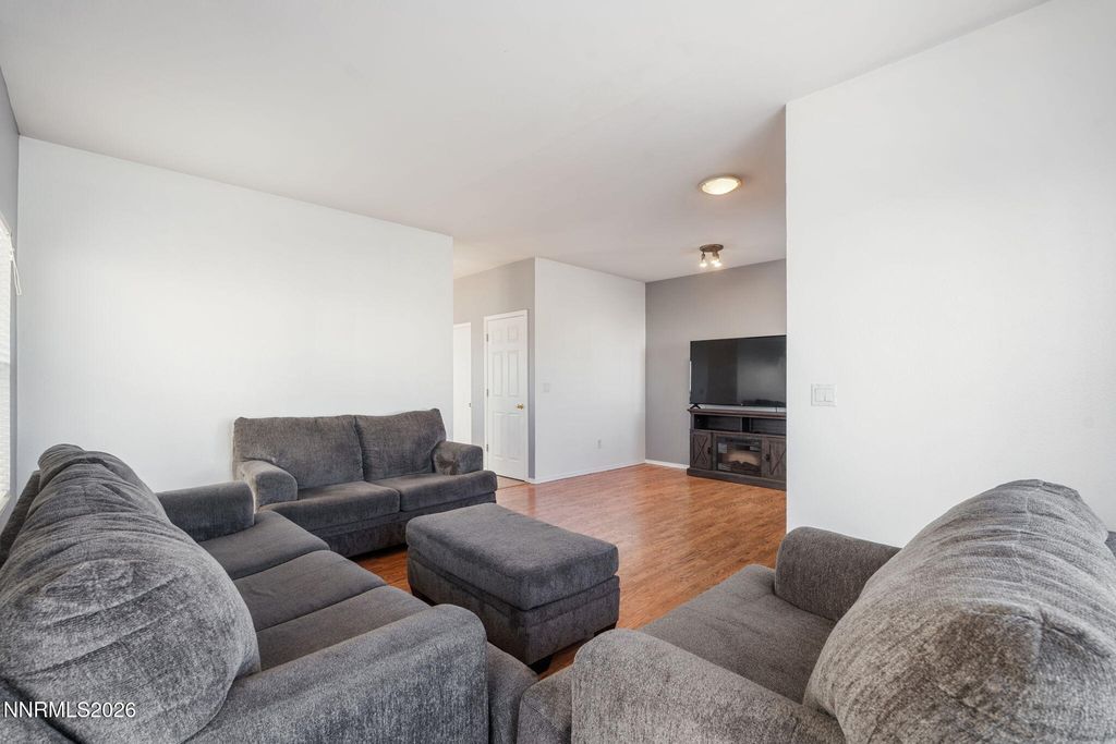 Image 6 of property listing at 9190 Brightridge Drive, Reno, NV 89506