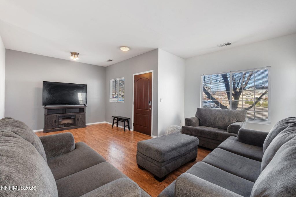 Image 7 of property listing at 9190 Brightridge Drive, Reno, NV 89506