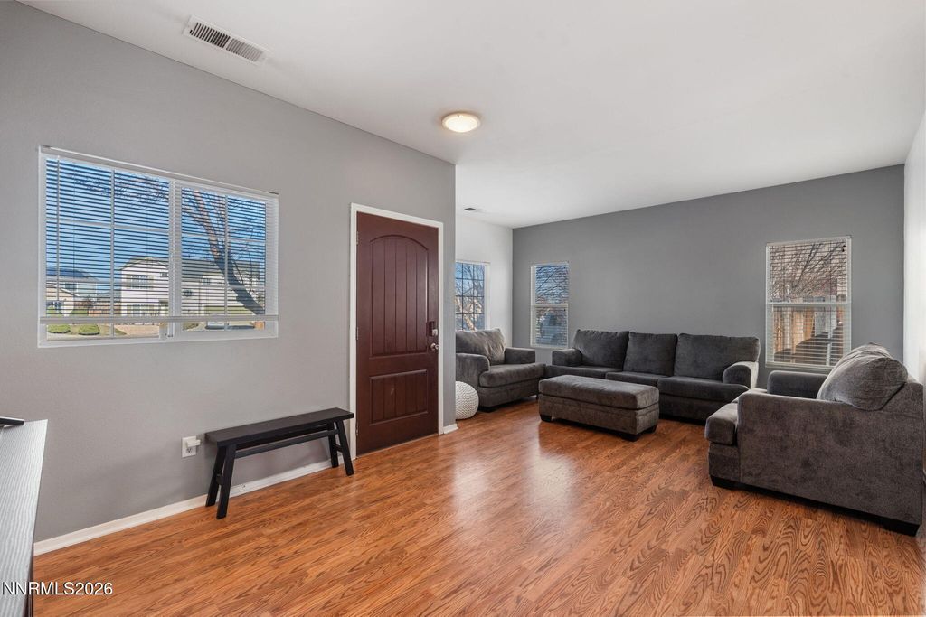 Image 9 of property listing at 9190 Brightridge Drive, Reno, NV 89506