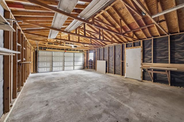 327 W 31st Street, Houston, TX 77018