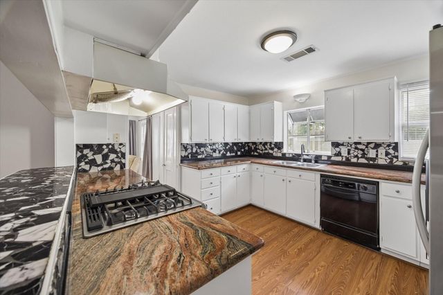 327 W 31st Street, Houston, TX 77018