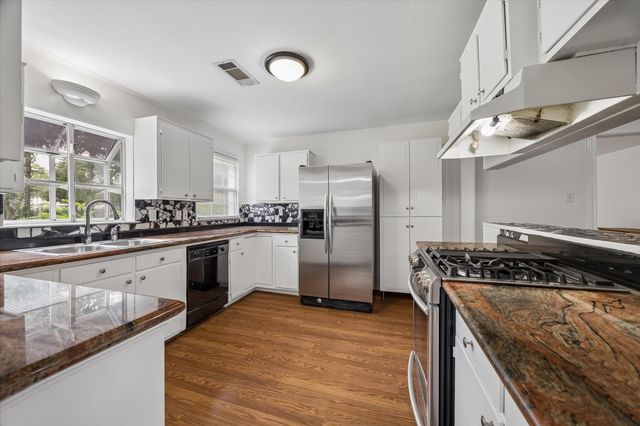 327 W 31st Street, Houston, TX 77018