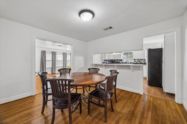 327 W 31st Street, Houston, TX 77018