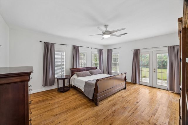 327 W 31st Street, Houston, TX 77018