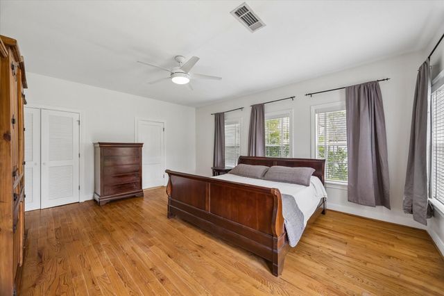 327 W 31st Street, Houston, TX 77018