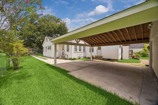 327 W 31st Street, Houston, TX 77018