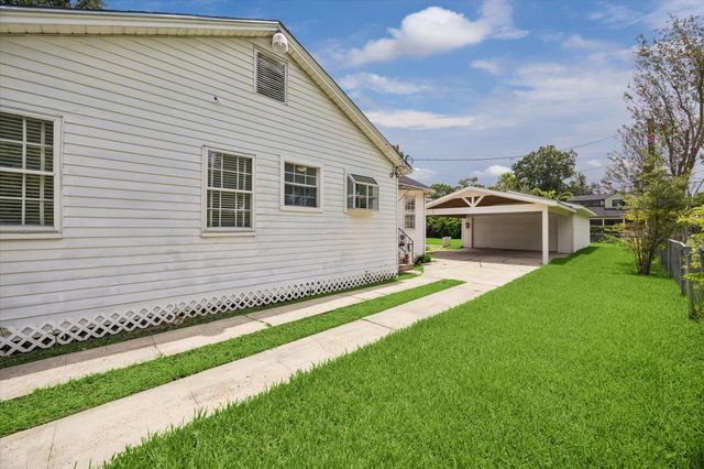 327 W 31st Street, Houston, TX 77018