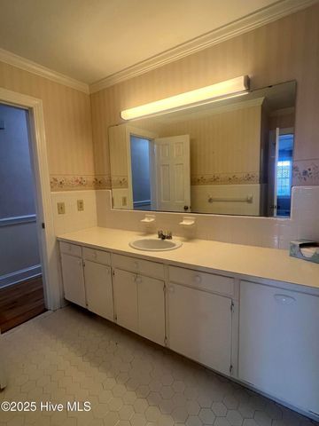 210 Prince Road, Greenville, NC 27858