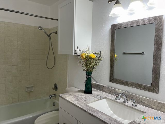 505 Buttercup 507, New Braunfels, TX 78130