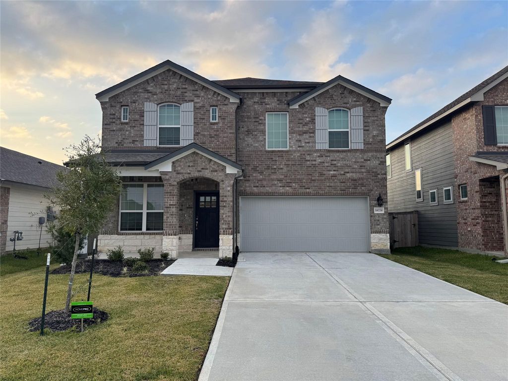 18731 Frost Ridge Drive, Crosby, TX 77532