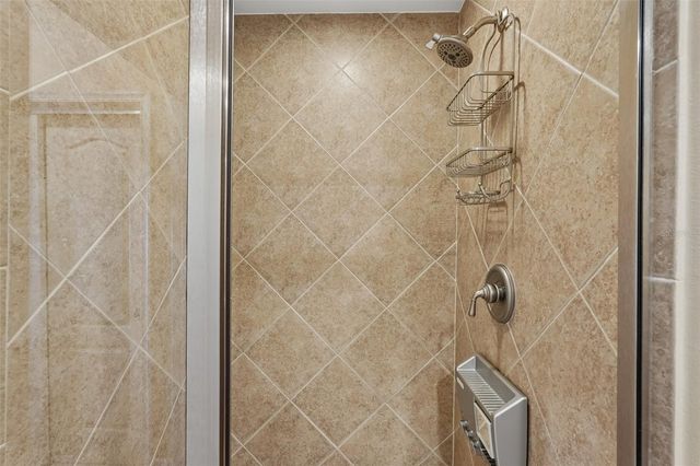 808 3RD AVENUE W 809, Bradenton, FL 34205
