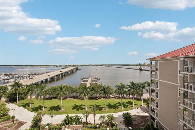 808 3RD AVENUE W 809, Bradenton, FL 34205
