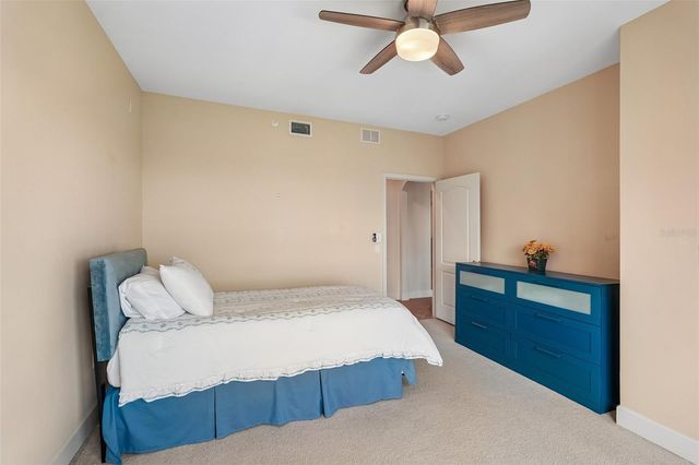 808 3RD AVENUE W 809, Bradenton, FL 34205