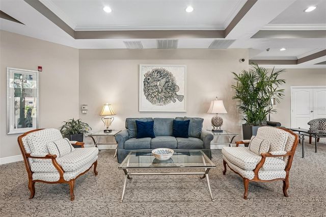 808 3RD AVENUE W 809, Bradenton, FL 34205