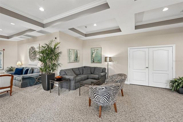 808 3RD AVENUE W 809, Bradenton, FL 34205