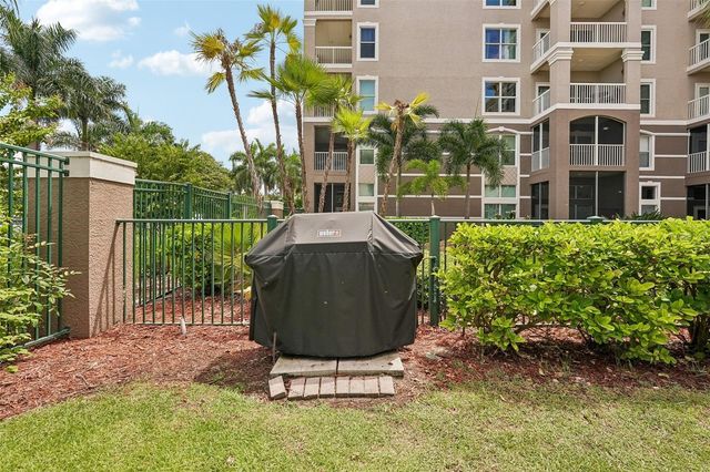 808 3RD AVENUE W 809, Bradenton, FL 34205