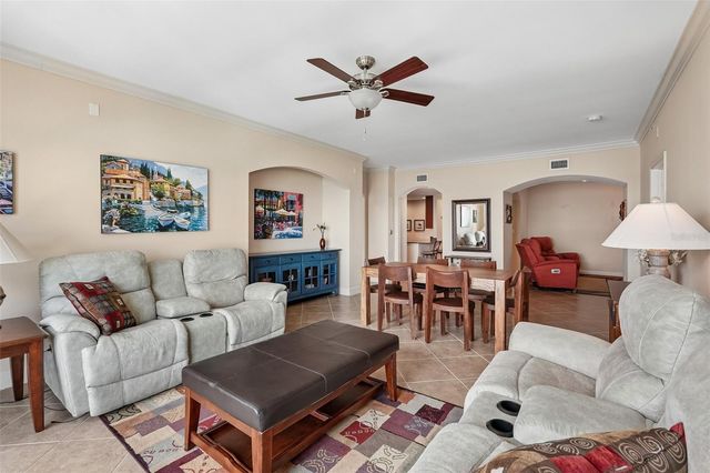 808 3RD AVENUE W 809, Bradenton, FL 34205